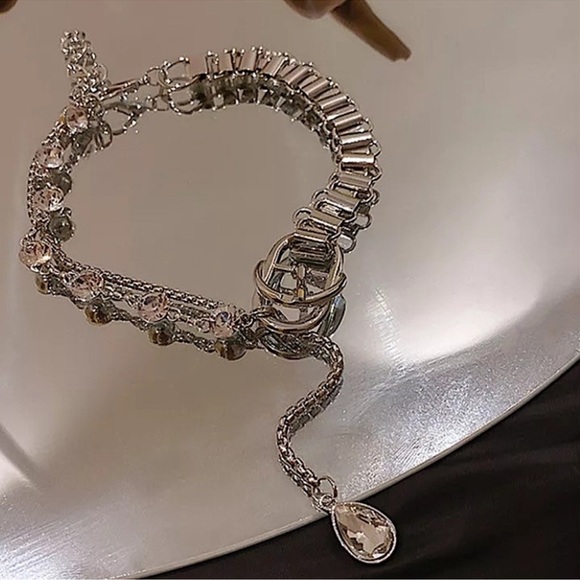 Buckle Design Rhinestone Drop Chain Link Choker - Picture 3 of 12